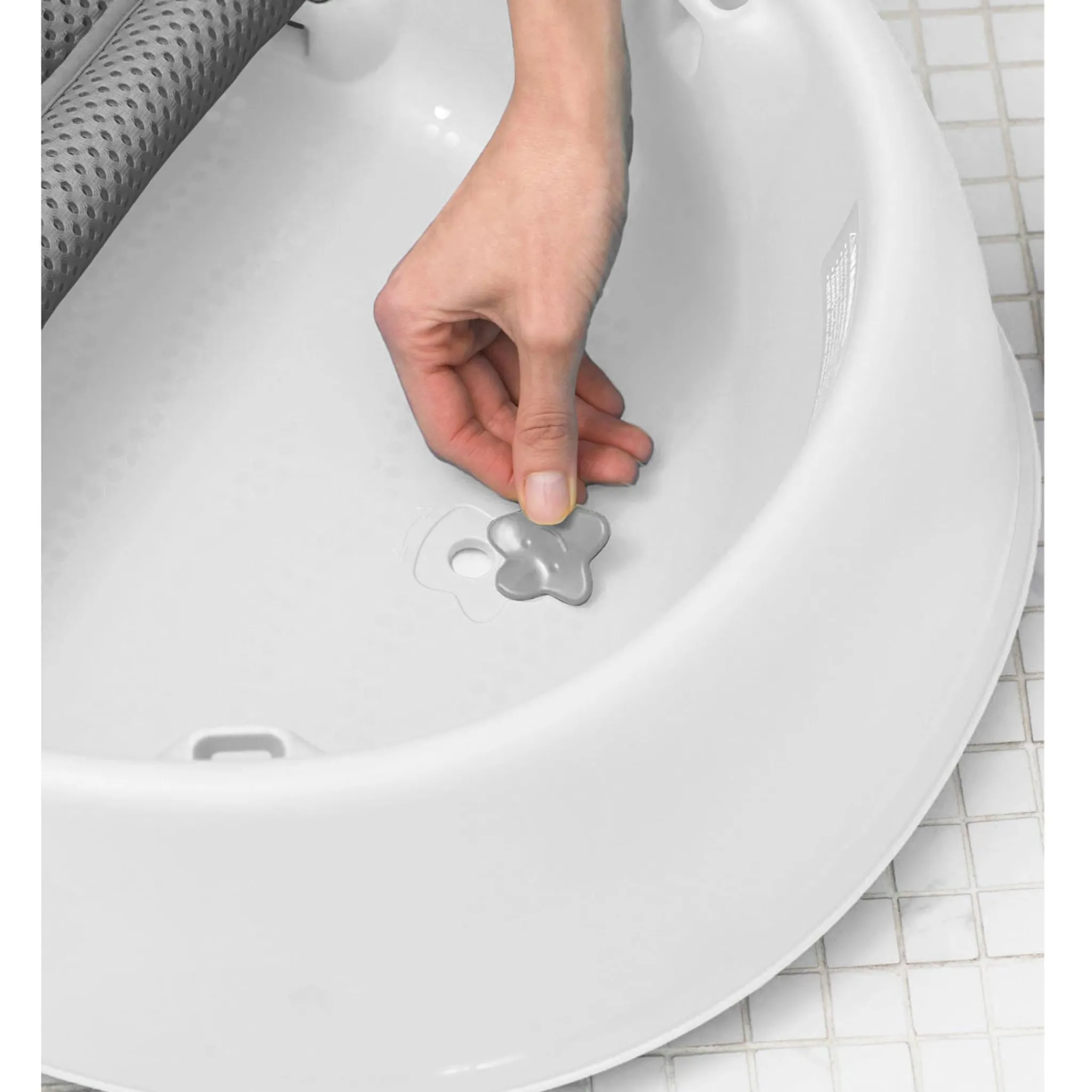 Skip Hop Baby Baths & Seats|Bath Accessories>MOBY® Smart Sling™ 3-Stage Tub - White