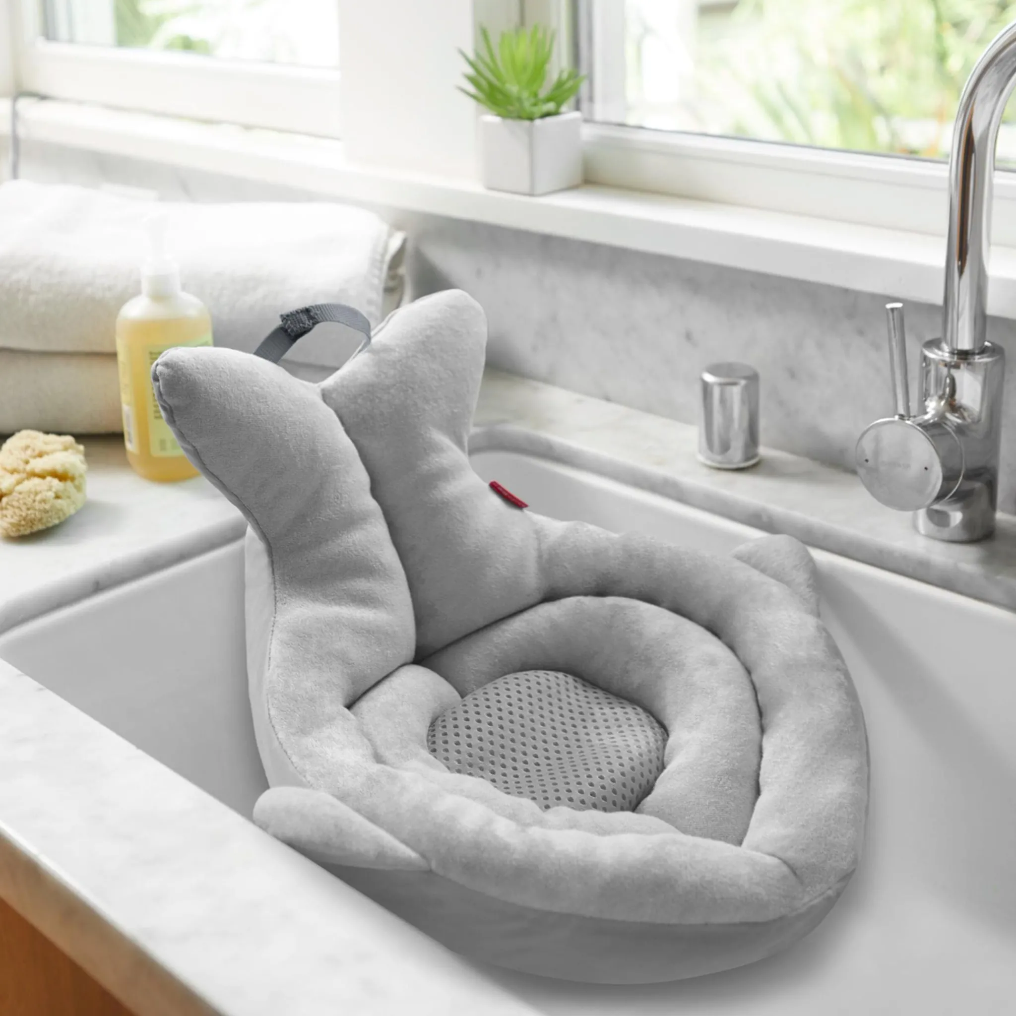 Skip Hop Baby Baths & Seats|Bath Accessories>MOBY Softspot Sink Bather Grey