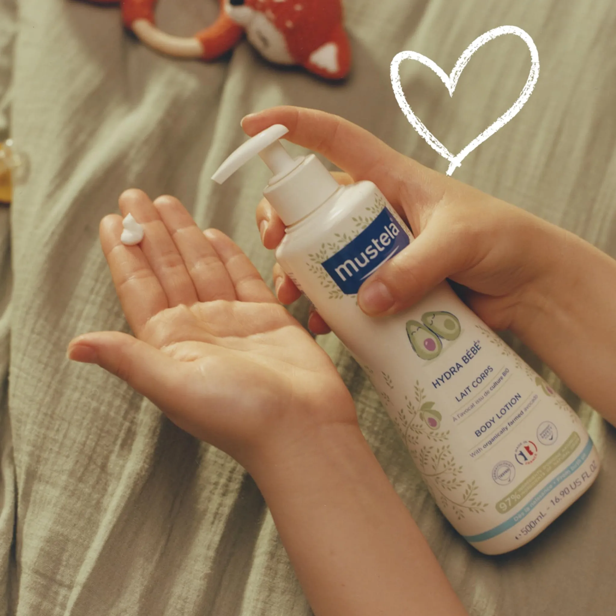 Mustela Care For Mom>Mom and Baby Hydration Set