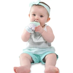 Munch Mitt Teething Toys>- Mint Triangles