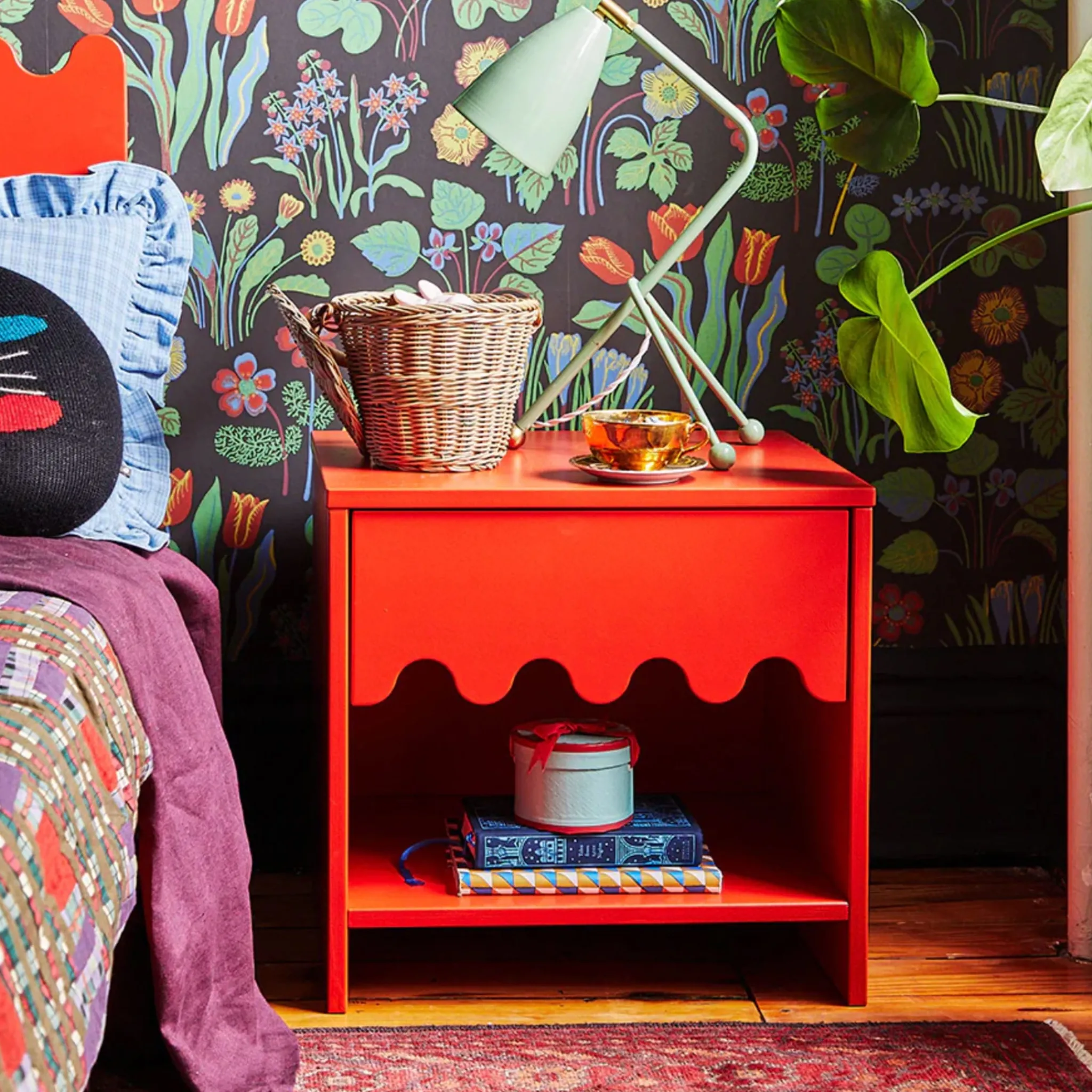 Oeuf Night Stand Moss - Red