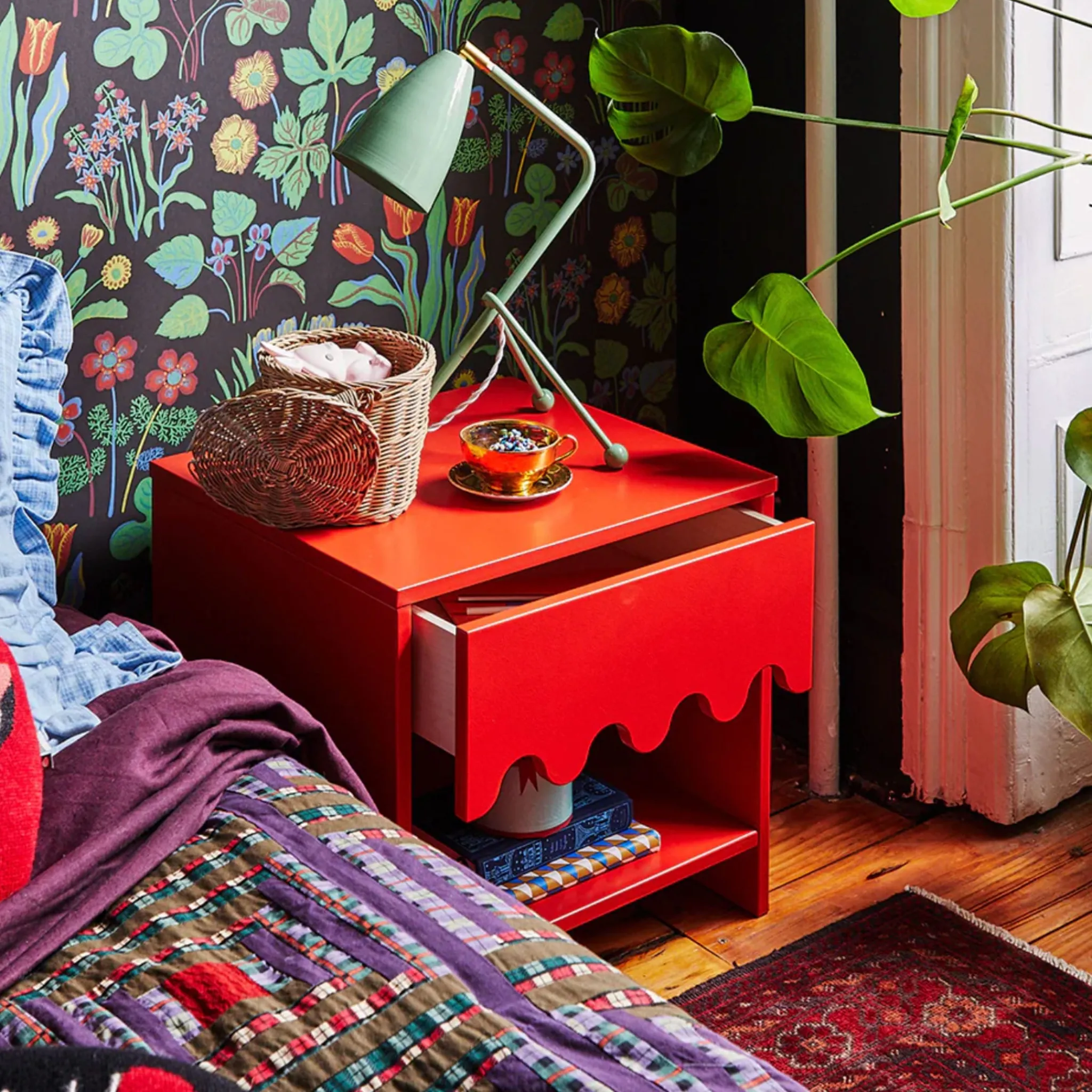 Oeuf Night Stand Moss - Red