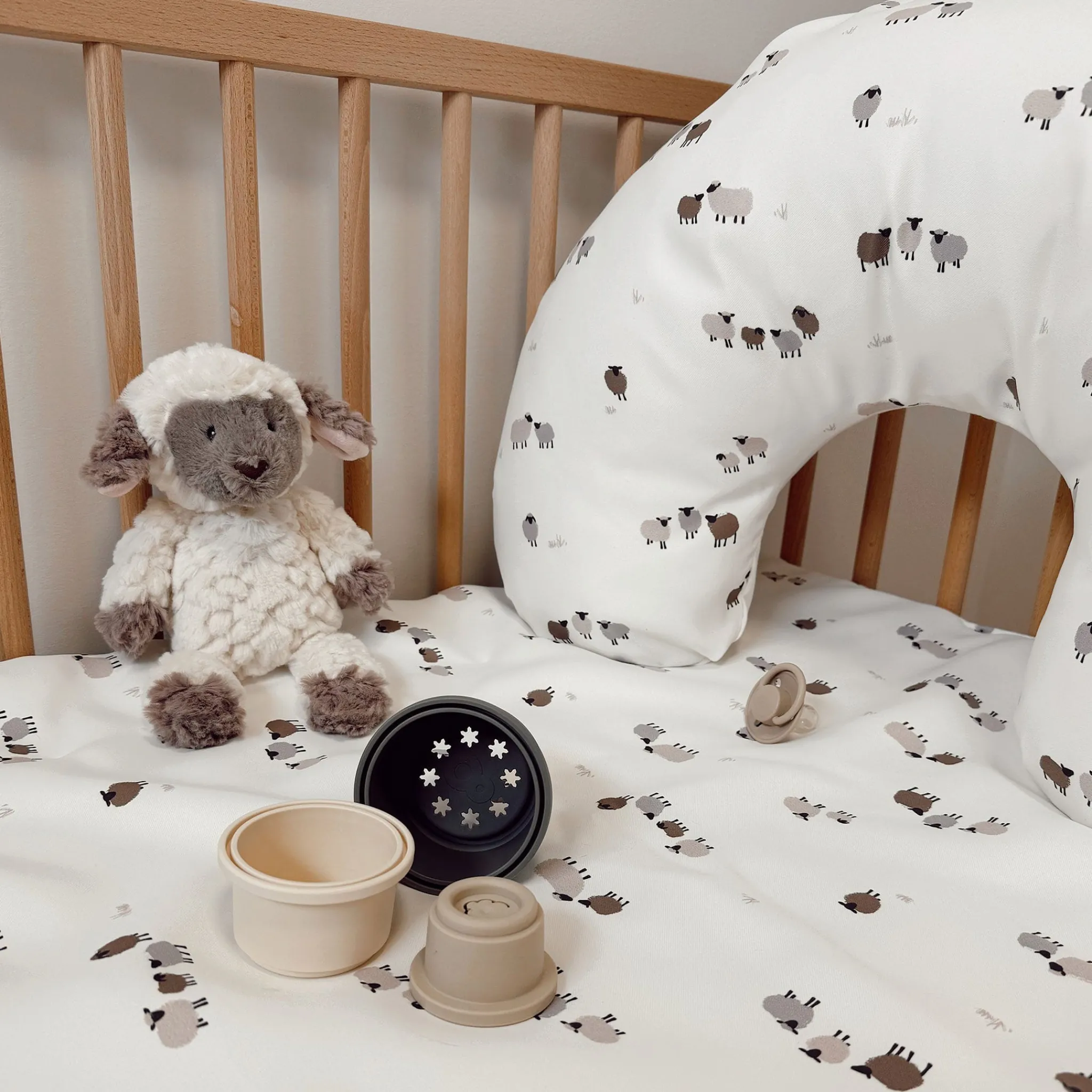 Patlin Cushions & Pillows|Breastfeeding>Nursing Pillow Sheep - Special Edition Laura Lémerveil