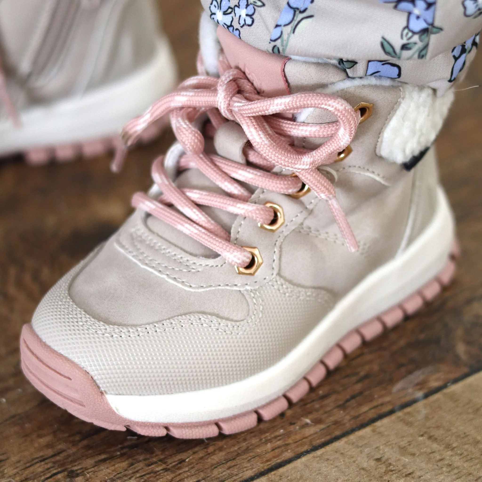 Deer Mountain Olivia Boots 5-10