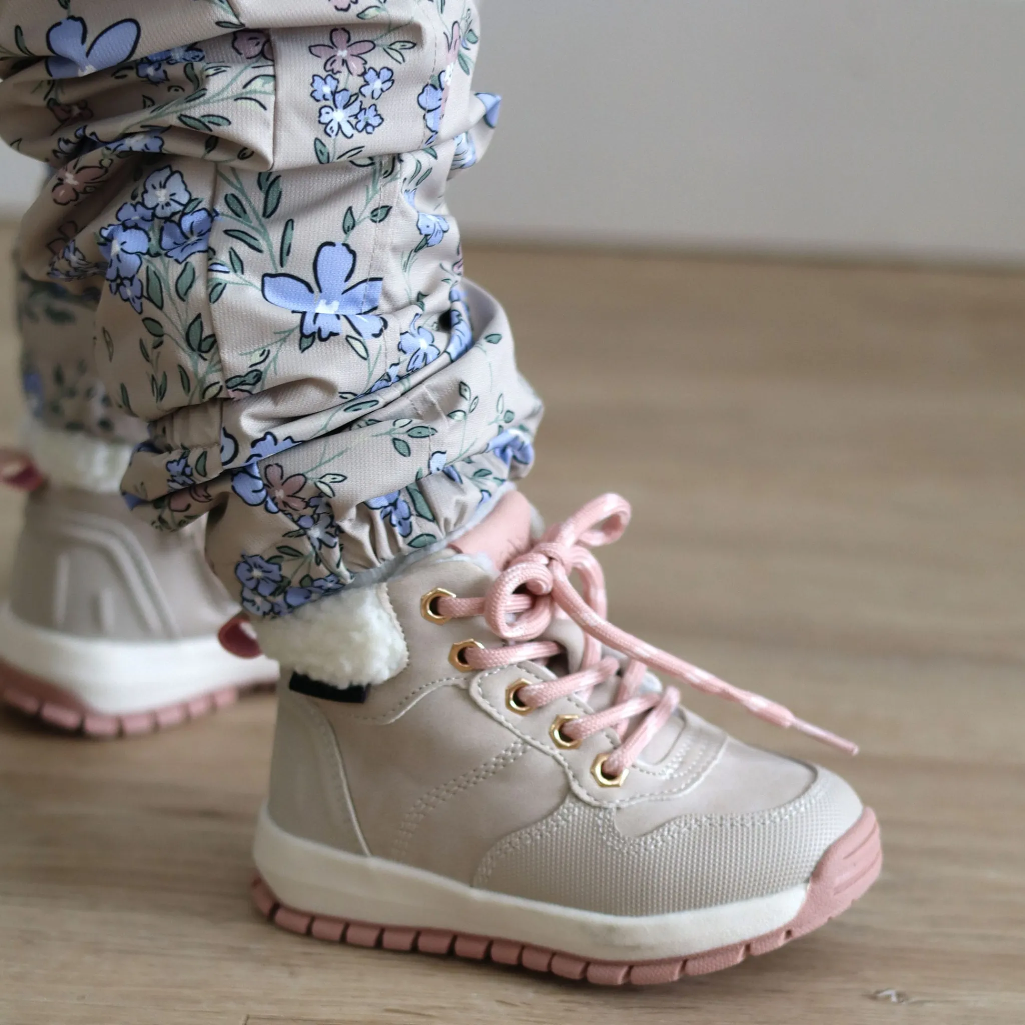 Deer Mountain Olivia Boots 5-10