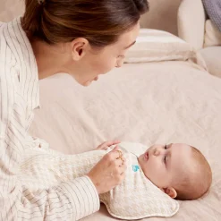 Love to Dream Organic Swaddle Up Small 8-13lb - Houndstooth