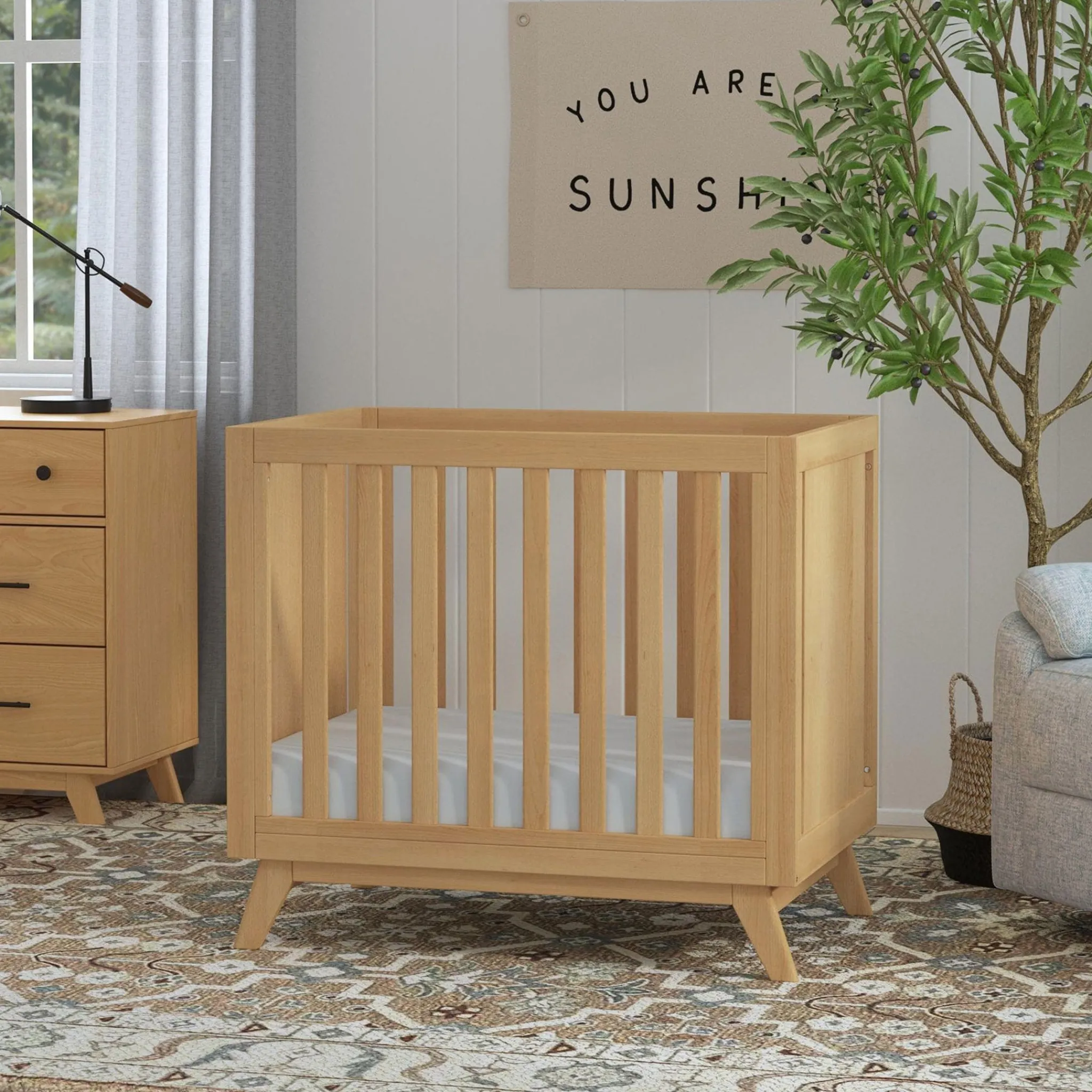 DaVinci Cribs & Mattresses|Cribs & Mattresses>Otto 3-in-1 Convertible Mini Crib with 4" Mattress - Honey