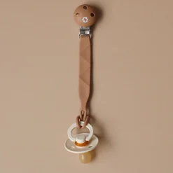 Bulle Pacifier Clip Relief - Leather
