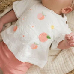 Chat Botte Tops><noscript><img width=
