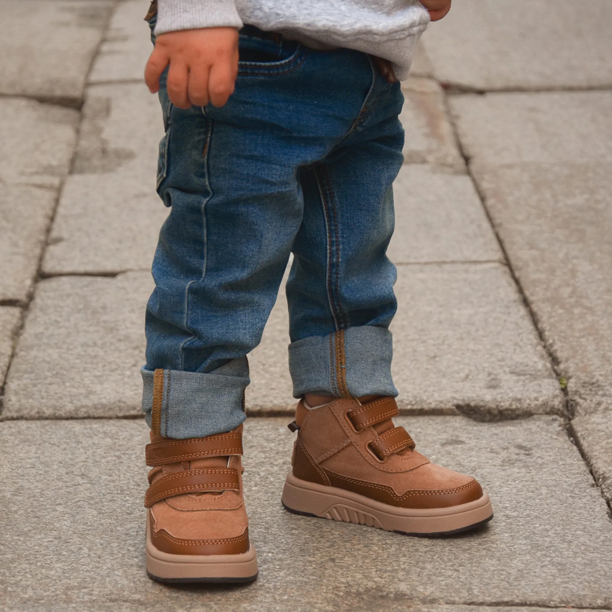 UGG Rennie Boots 6-3