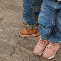 UGG Rennie Boots 6-3