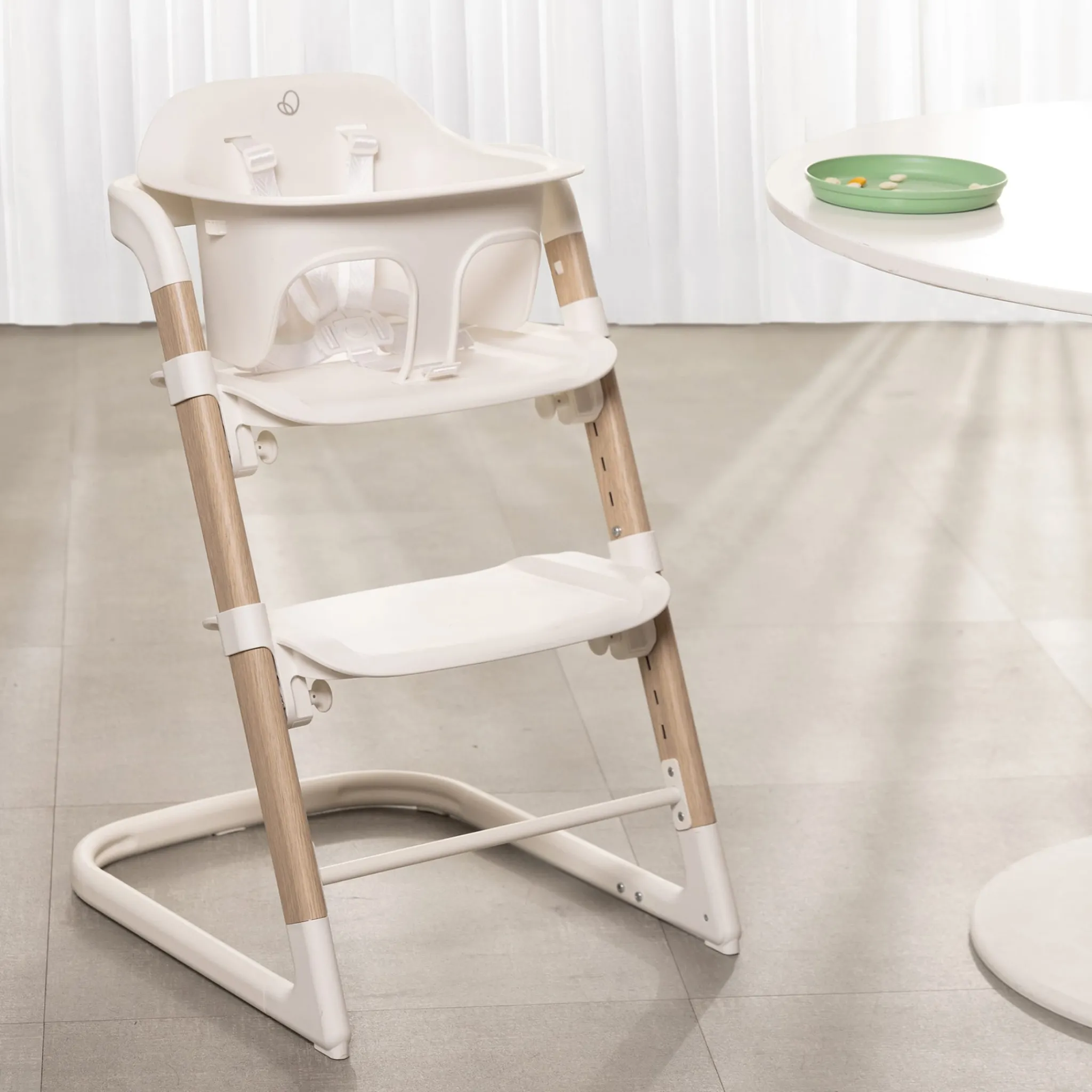 Evenflo RightSeat Multistage 3-IN-1 High Chair - Sea Salt White