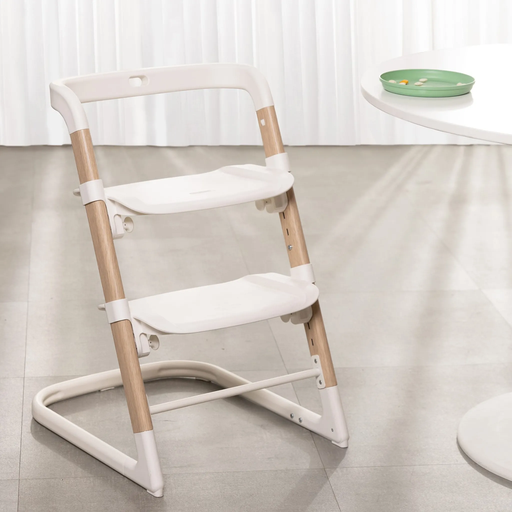 Evenflo RightSeat Multistage 3-IN-1 High Chair - Sea Salt White
