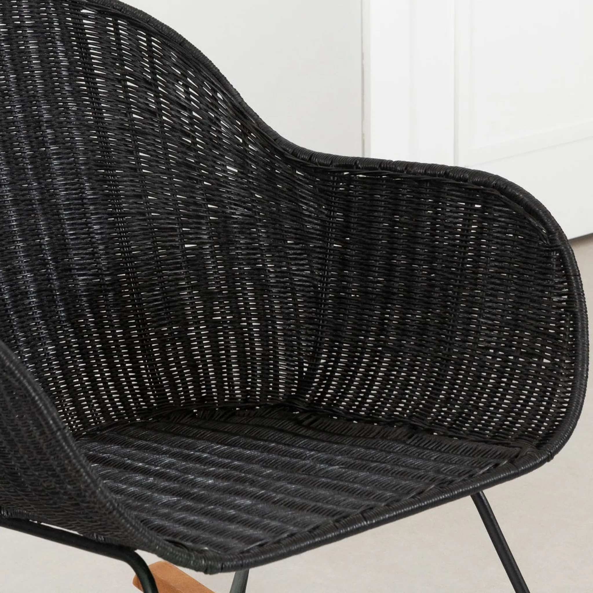South Shore Rocking Chair - Balka Black Rattan