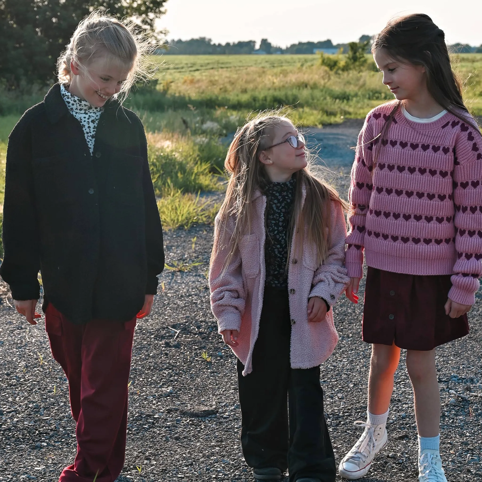 Kids Look Romance Flowers Turtle Neck714