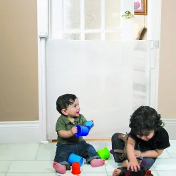 Chicco Gates & Safety><noscript><img width=