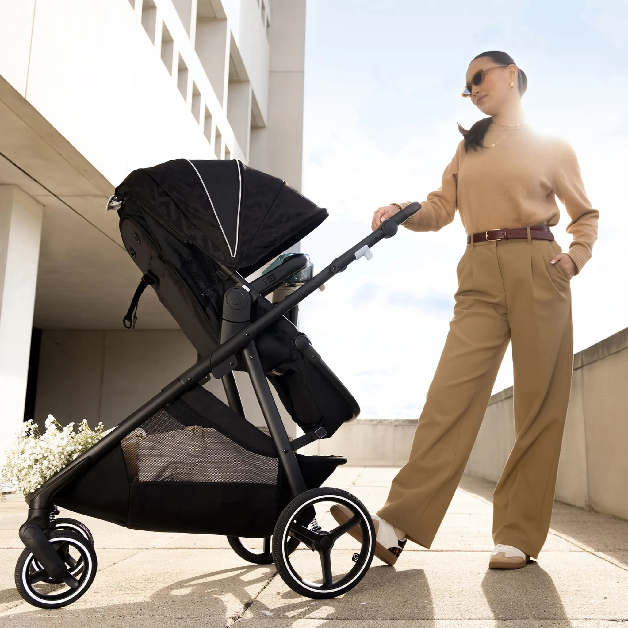 Kids Evenflo Strollers|Strollers & Trailers>Shyft Intuiti+ Travel System with Revolve180 LiteMax NXT - Dubhan Black
