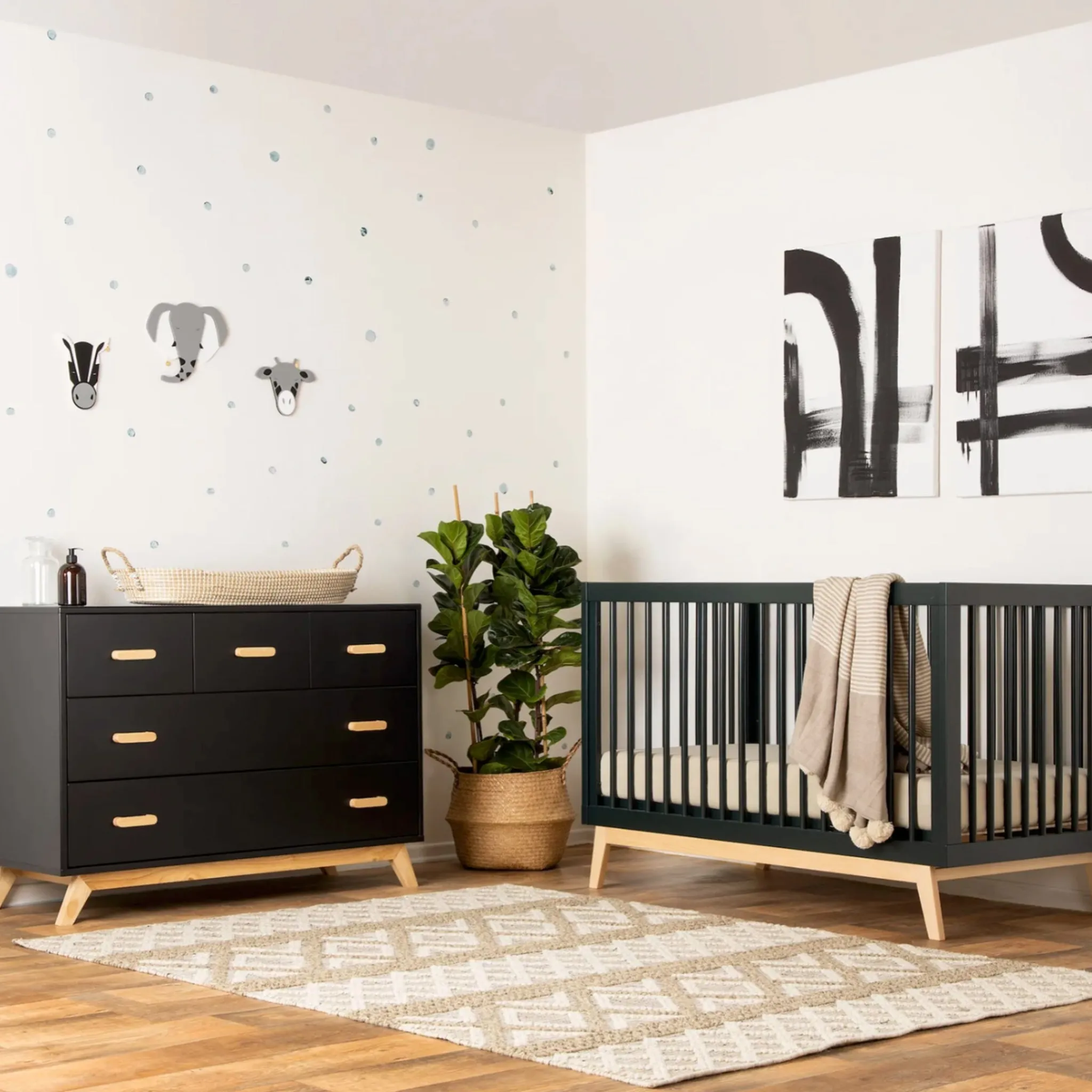 Dadada Baby Soho 5-Drawer Dresser - Black / Natural