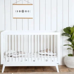 Dadada Baby Soho 3-In-1 Convertible Crib - White