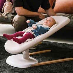 Stokke ® Yoga™ Bouncer - Light Sand