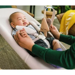 Stokke ® Yoga™ Bouncer - Light Sand