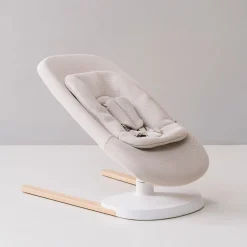 Stokke ® Yoga™ Bouncer - Light Sand