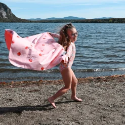 Kids Nano Summer Activities|Outdoors & Travel>Strawberries Beach Towel