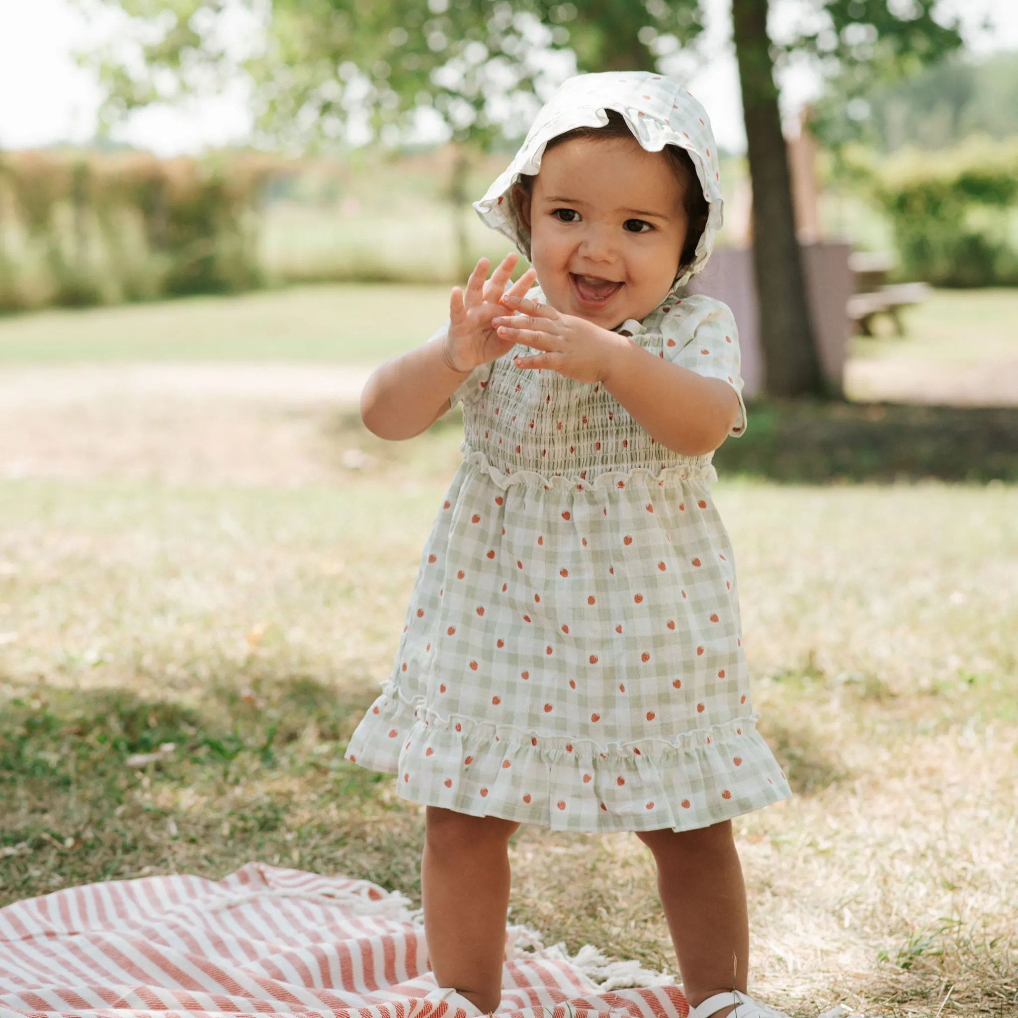 Firsts par Petit Lem Strawberries Hat 0-24m