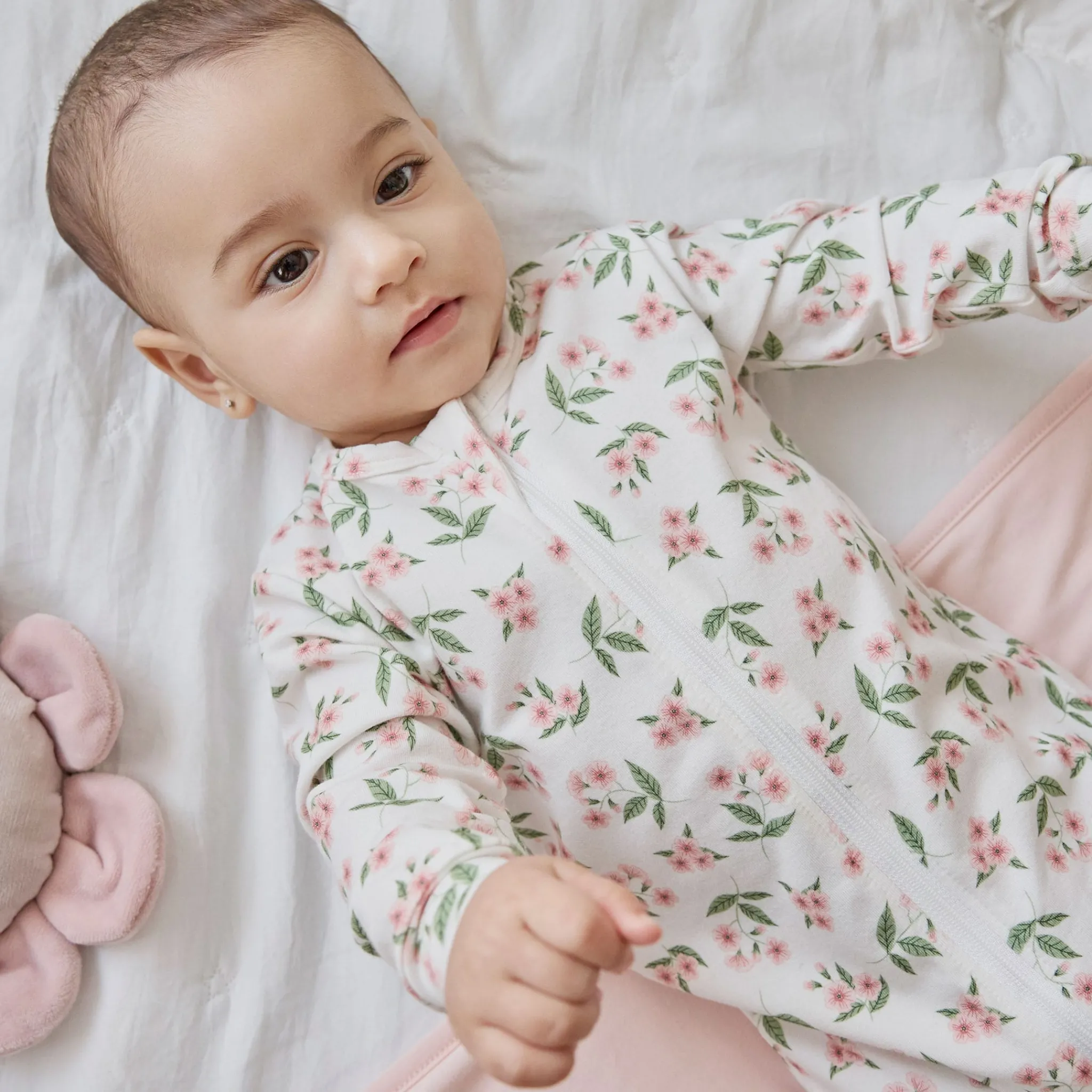 Firsts par Petit Lem Pajamas|Pyjamas>Strawberries Pajamas 0-12m