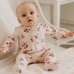 Firsts par Petit Lem Strawberries Ribbed Pajamas