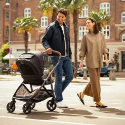 Kids Nuna Strollers|Strollers & Trailers>Swiv Stroller - Caviar