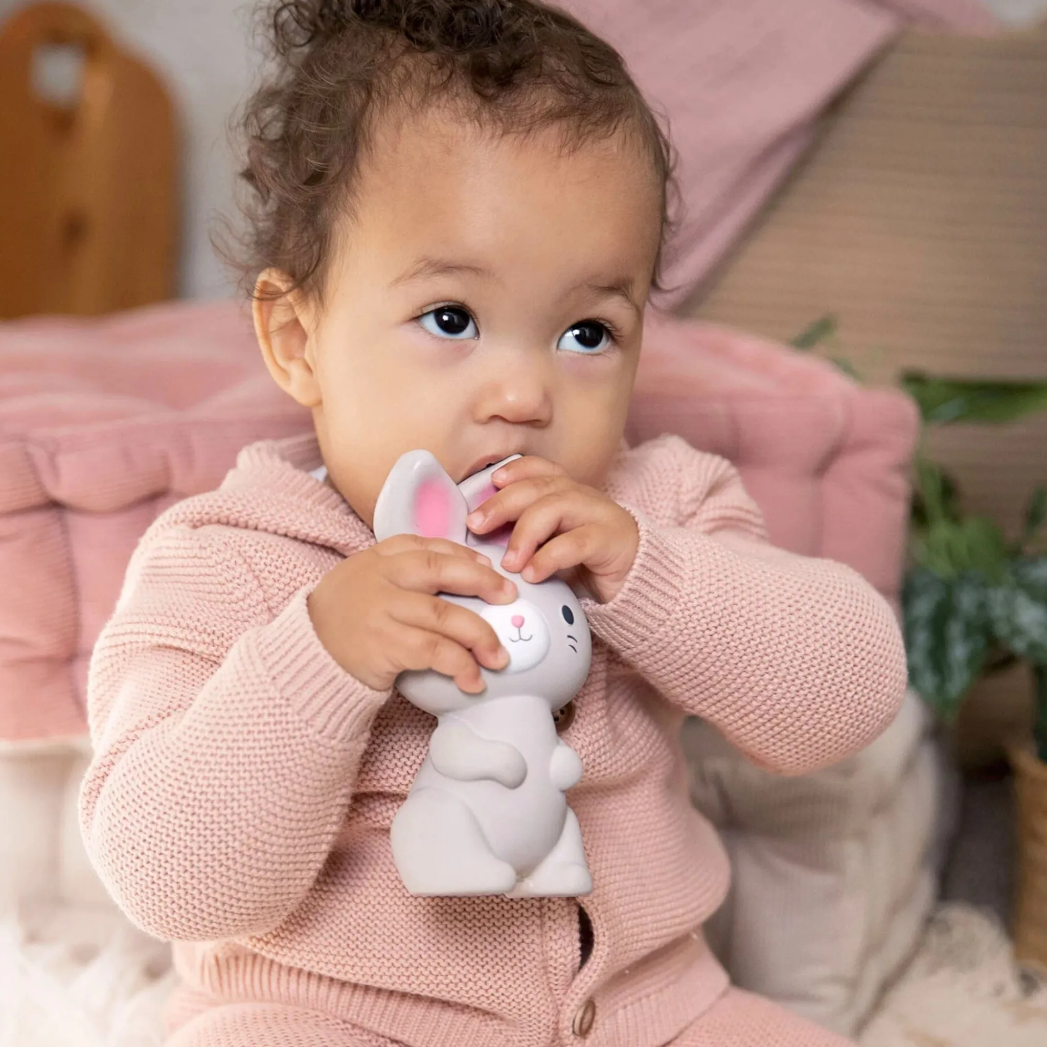 Ingenuity Teething Toys>Sylvi Natural Rubber Teether Toy
