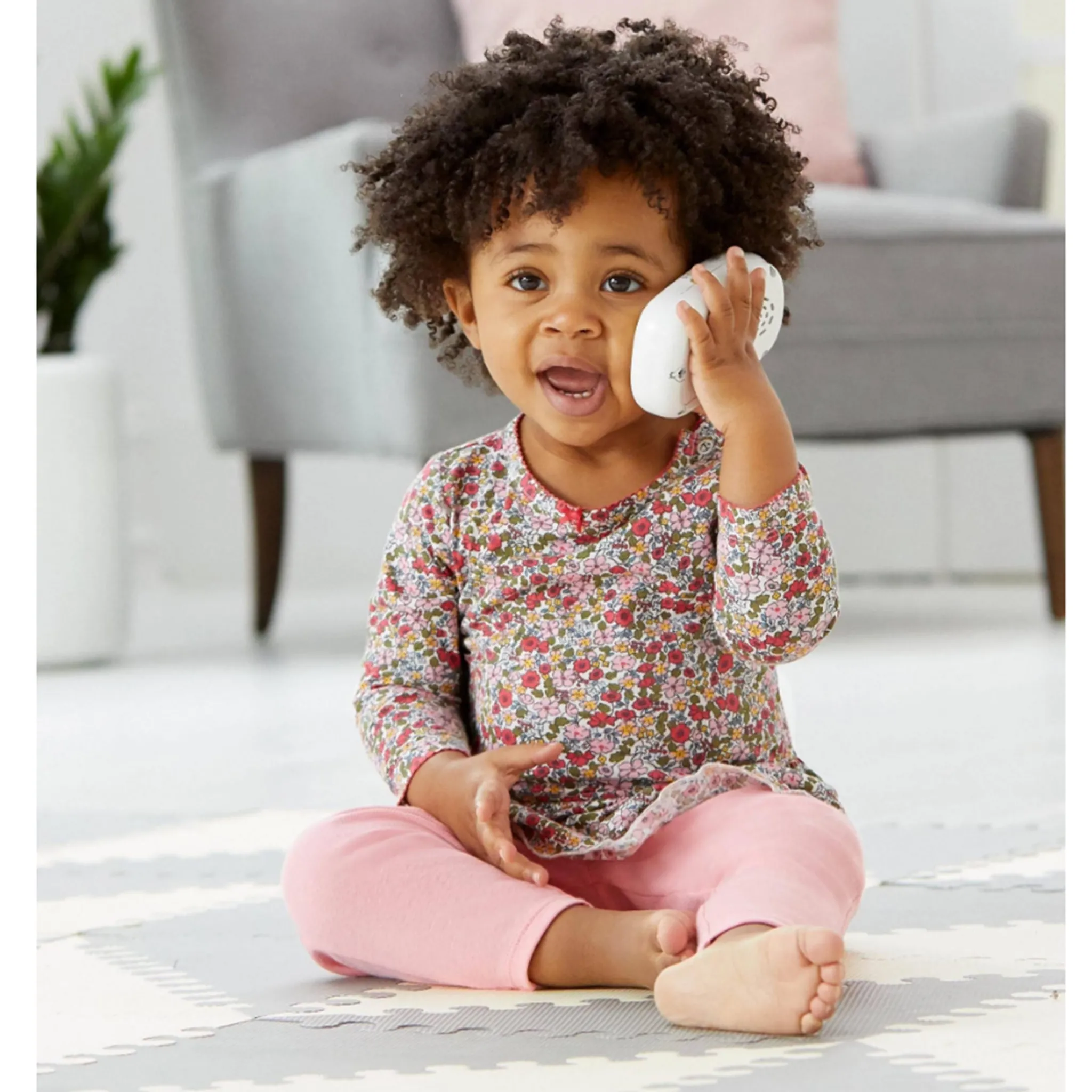 Kids Skip Hop Toy Cellular Grey
