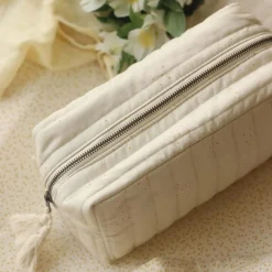 Avery Row Travel Bag - Wild Chamomile