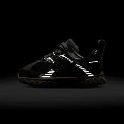 Nike V5 RNR Shoe 5-10