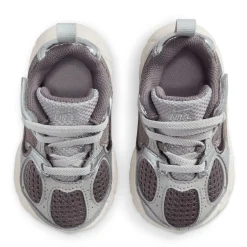 Nike V5 RNR Shoe 5-10