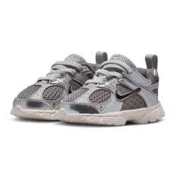 Nike V5 RNR Shoe 5-10