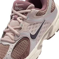 Nike V5 Rnr Shoe Size 4-7