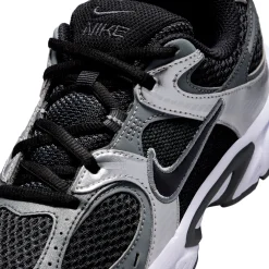 Nike V5 Rnr Shoe Size 4-7