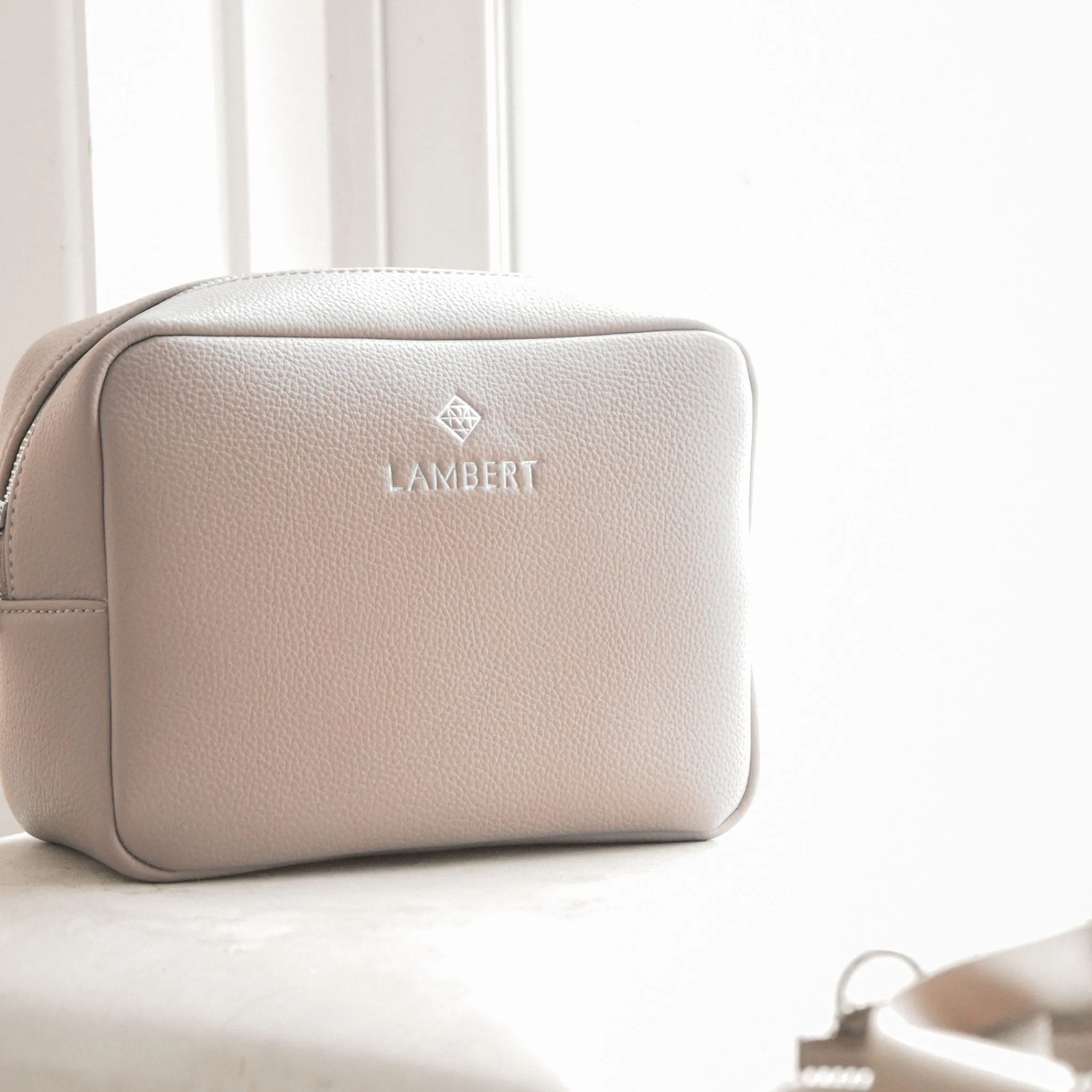 Lambert Zoe-terra Vegan Leather Case