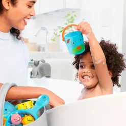 Skip Hop Bath Toys|Bath Accessories>Zoo Stack And Pour Buckets Set of 5